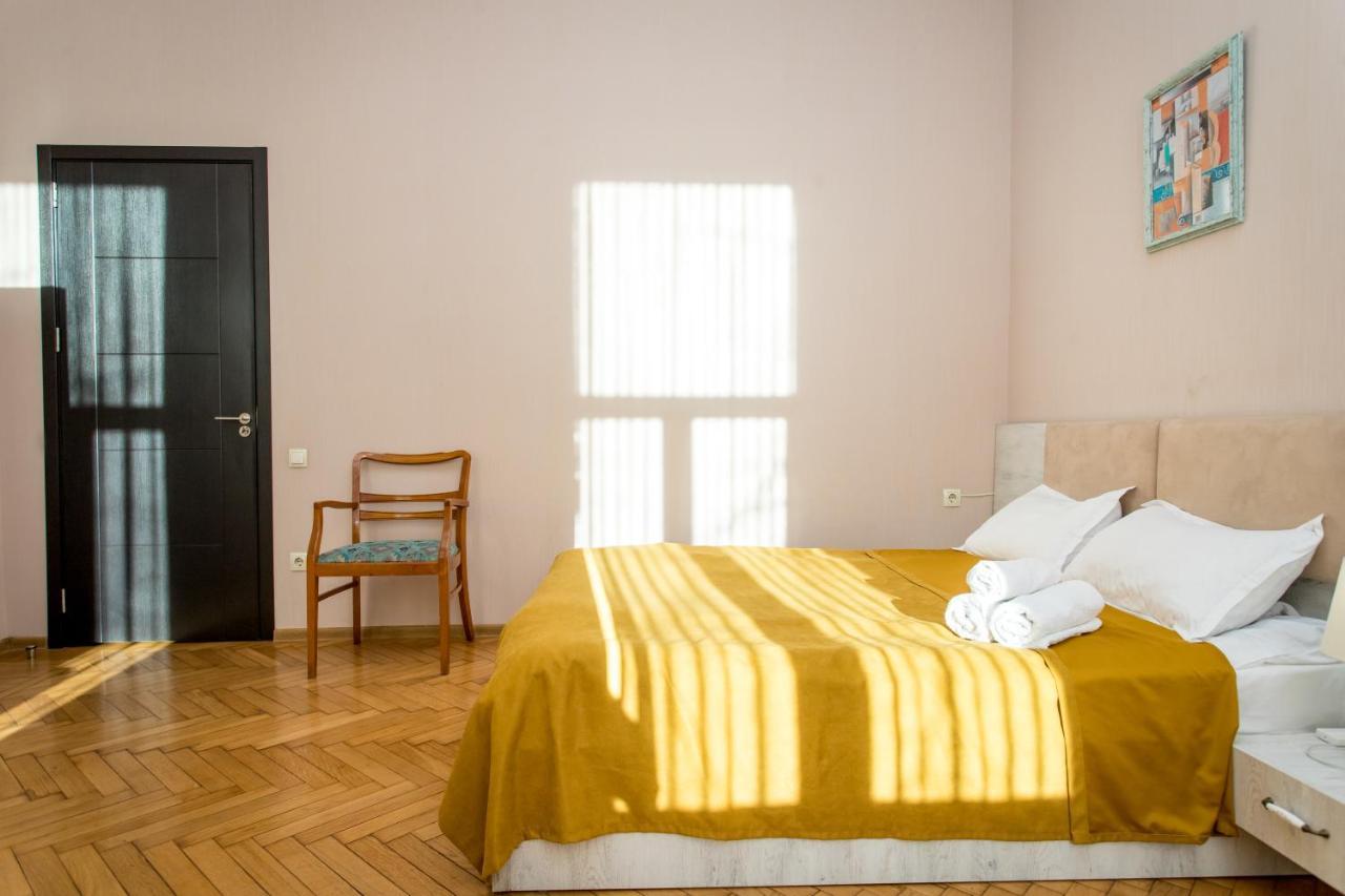 Hb Apartments Mari Brose Tbilisi Exterior foto